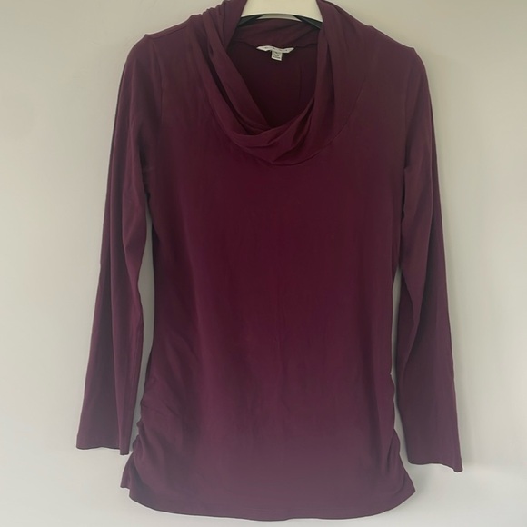 CAbi Twisted Cowl Neck Long Sleeve Cotton Top in Merlot Large - Picture 3 of 13